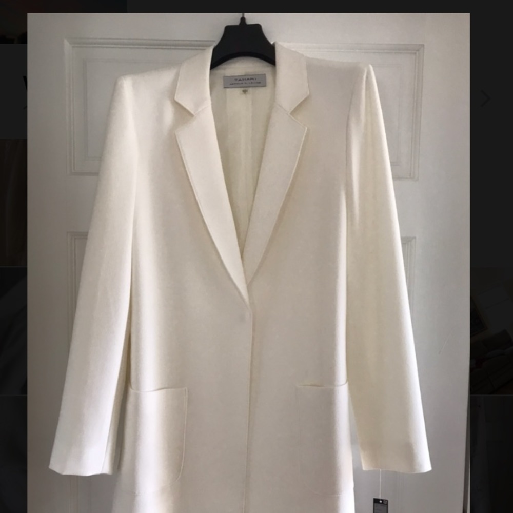 Tahari Blazer